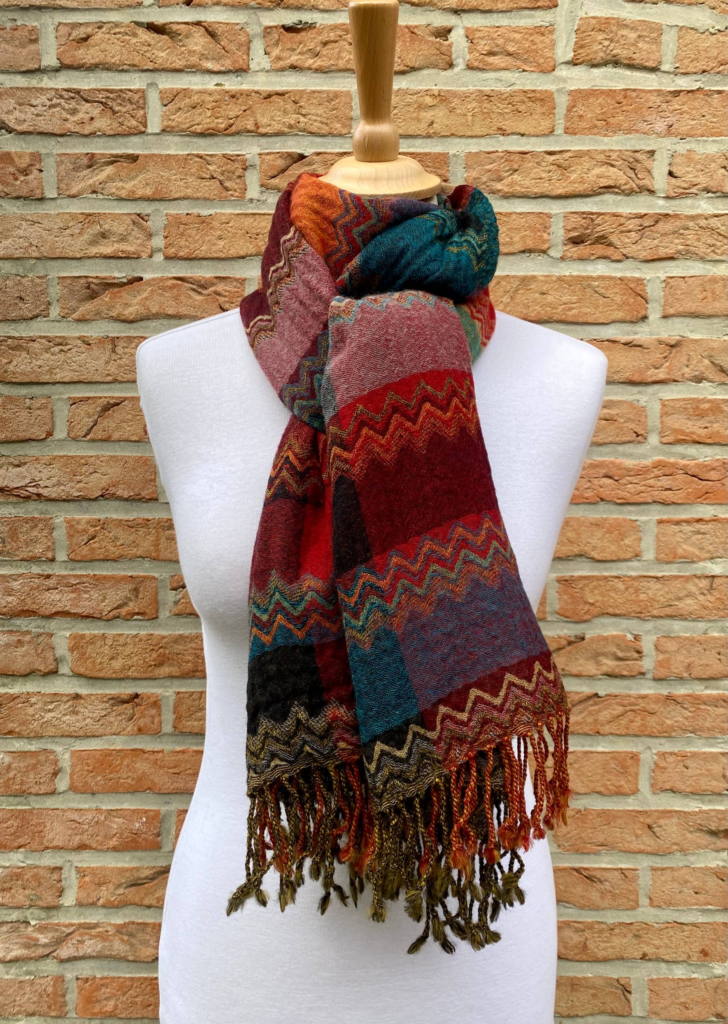 DIWALI PARIS - Wholesale Scarf - Women's - TANSEN SCARF - RED - 100% WOOL2