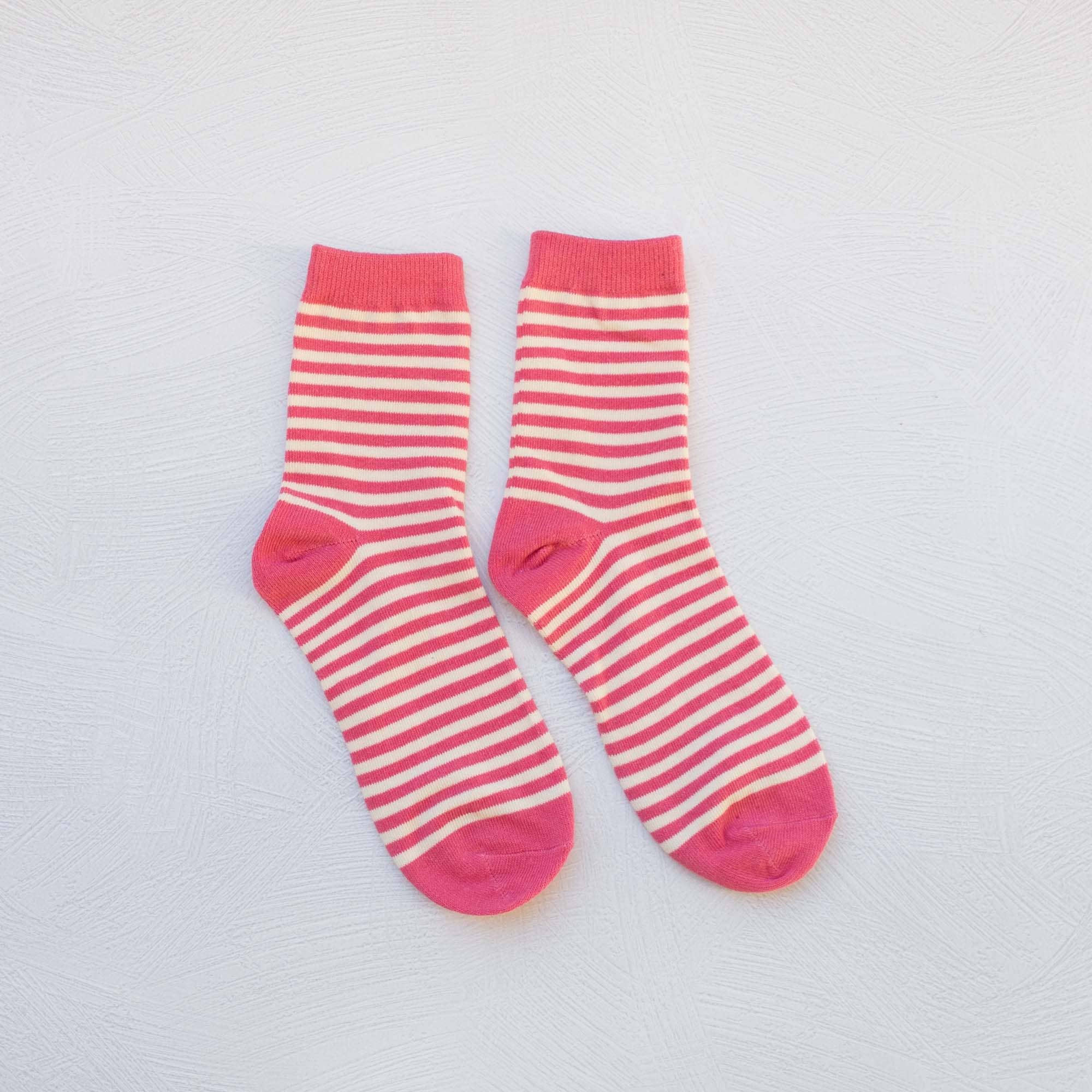 Tiepology - Wholesale Socks - Women's - Thin Stripe Casual Socks1