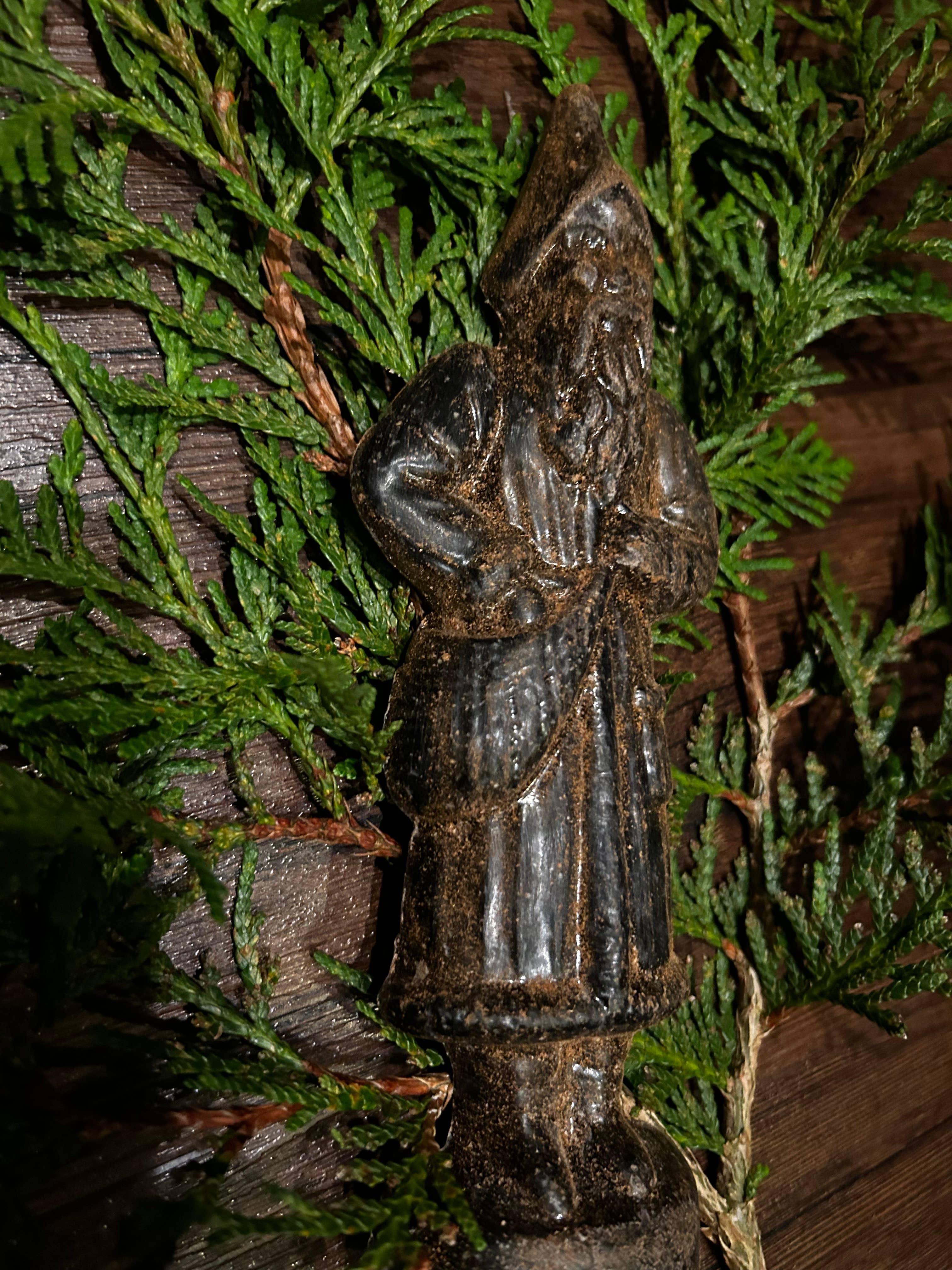 The Cranberry Cornstalk Co. - Wholesale Decorative Figurine - Belsnickle Santa Blackened Wax5