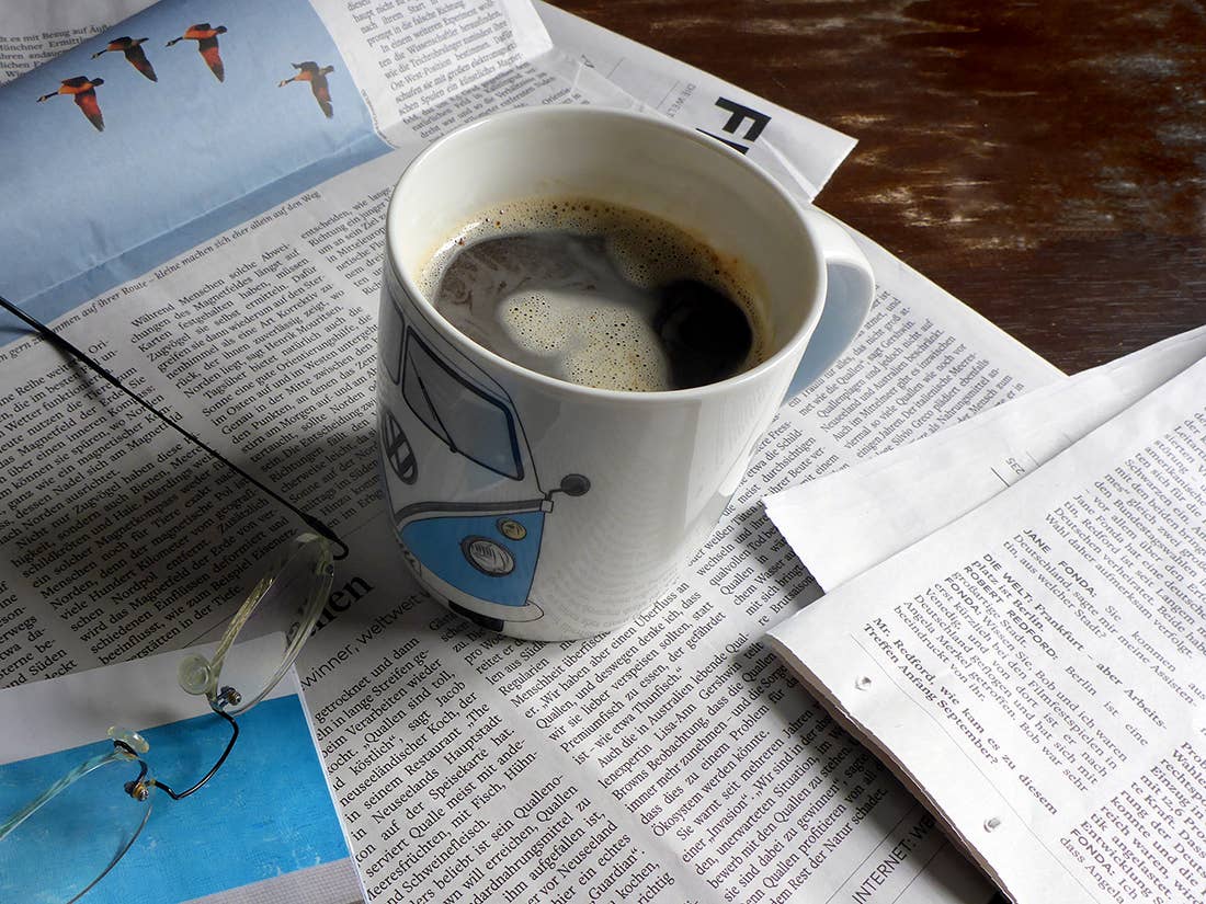 VW Collection by BRISA - Wholesale Coffee Mug - VW T1 Bus Coffee Mug 370ml - Blue6