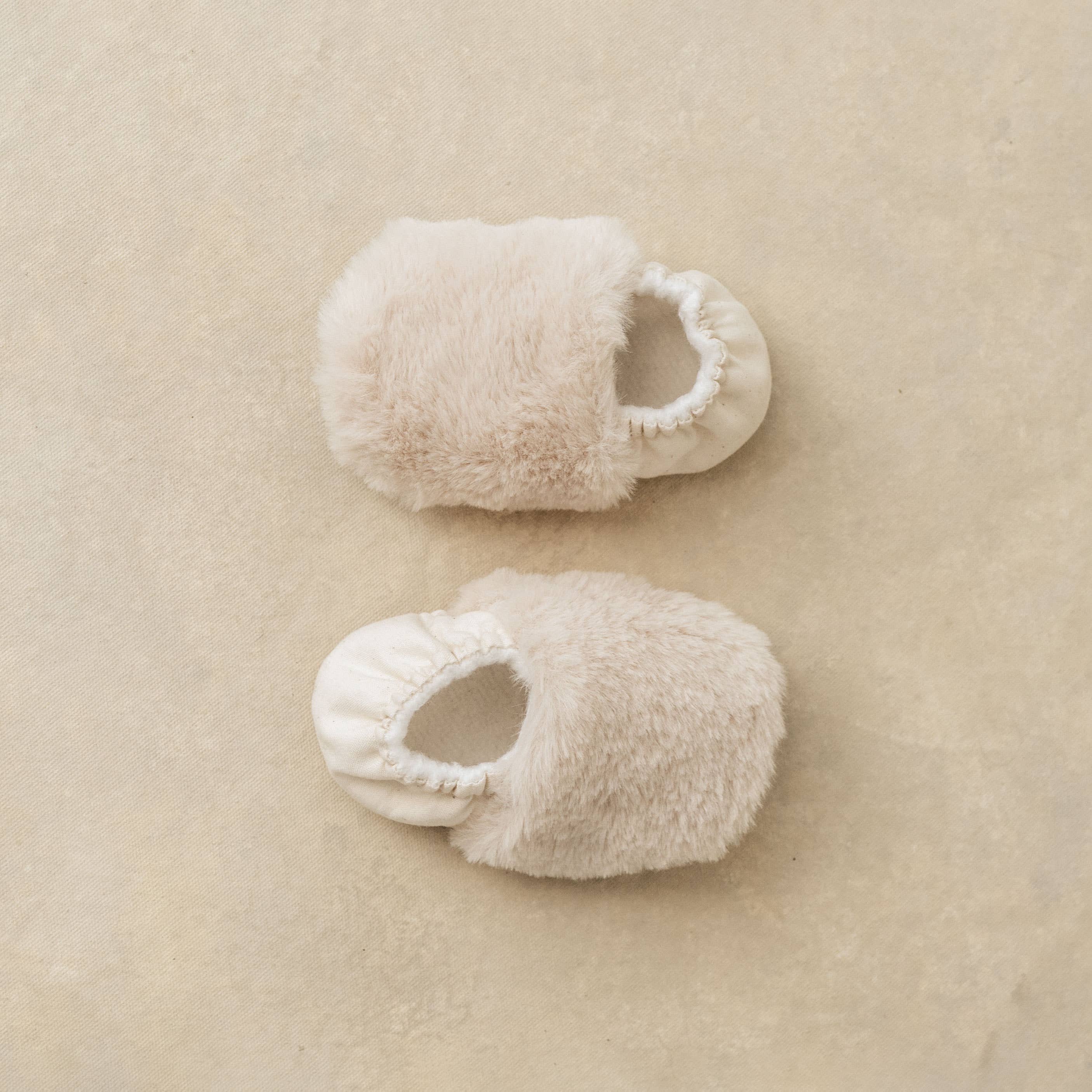SoftSoul Footwear INC - Wholesale Slippers - Baby - Bunny Faux Fur Feet - Beige2