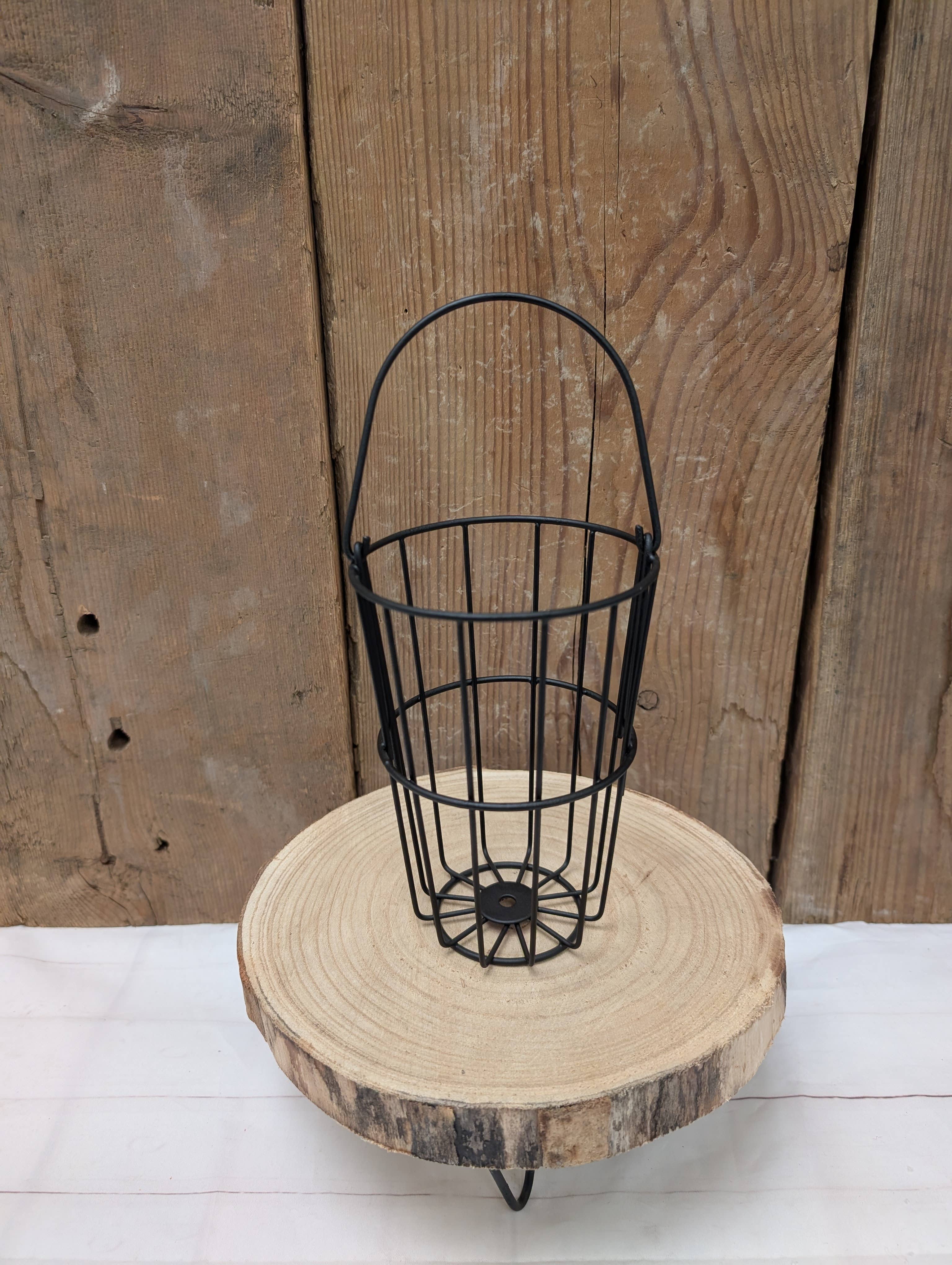 A.T. Imports - Wholesale Basket - Wire Basket with Handle 1