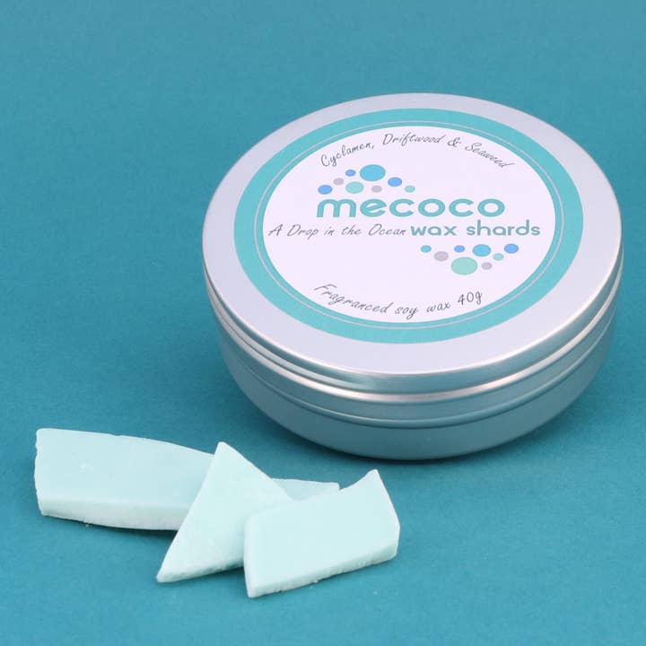 A Drop in the Ocean / Rocksalt& Driftwood, Blue Scented Soy Wax Shards Tin for wholesale by Mecoco Ltd