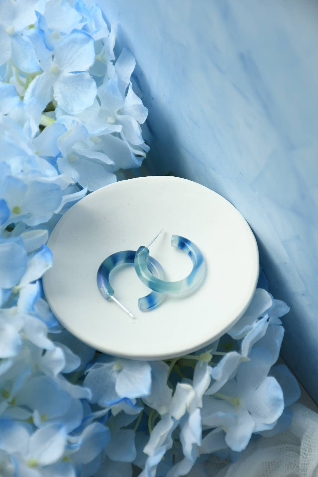 Fenna&Fei - Wholesale Hoop Earrings - Ultra Mini Hoop Collection | Small Italian Acetate Hoops 14