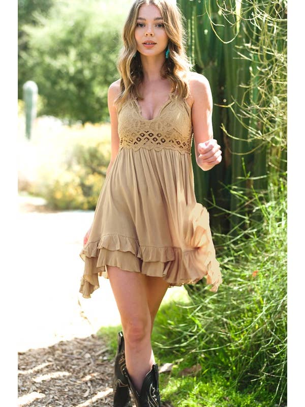 La Miel - Vendita all'ingrosso Vestito - Donna - Abito mini con bralette senza maniche e bordatura in pizzo all’uncinetto HUD908924