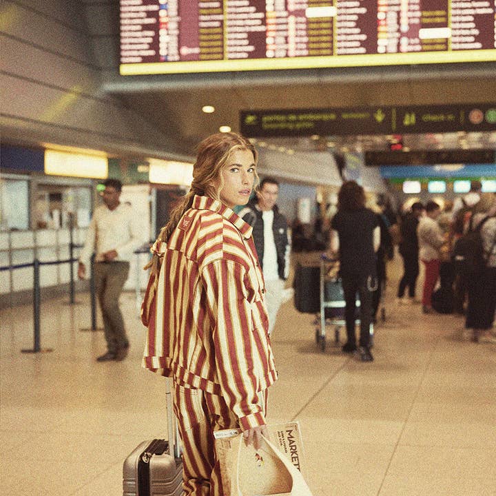 Jetlag Mountain Jacket and other Purchase Wholesale tecido algodao. Free Returns & Net 60 Terms on Faire trending on Faire.