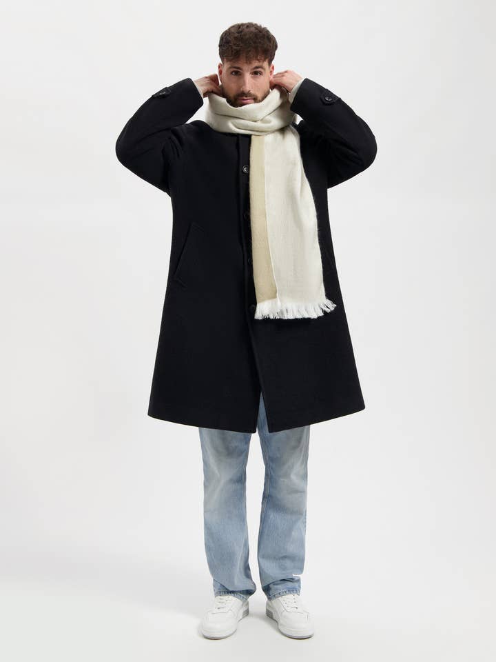 Slim Double Scarf Beige / White for wholesale by ALPACA LOCA