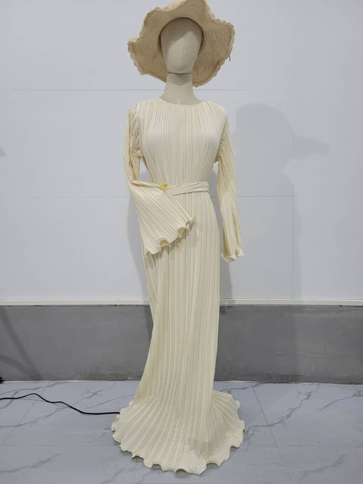 Rosa Clothing - Wholesale Dress - Women's - Long-sleeved pleated elegant maxi dress