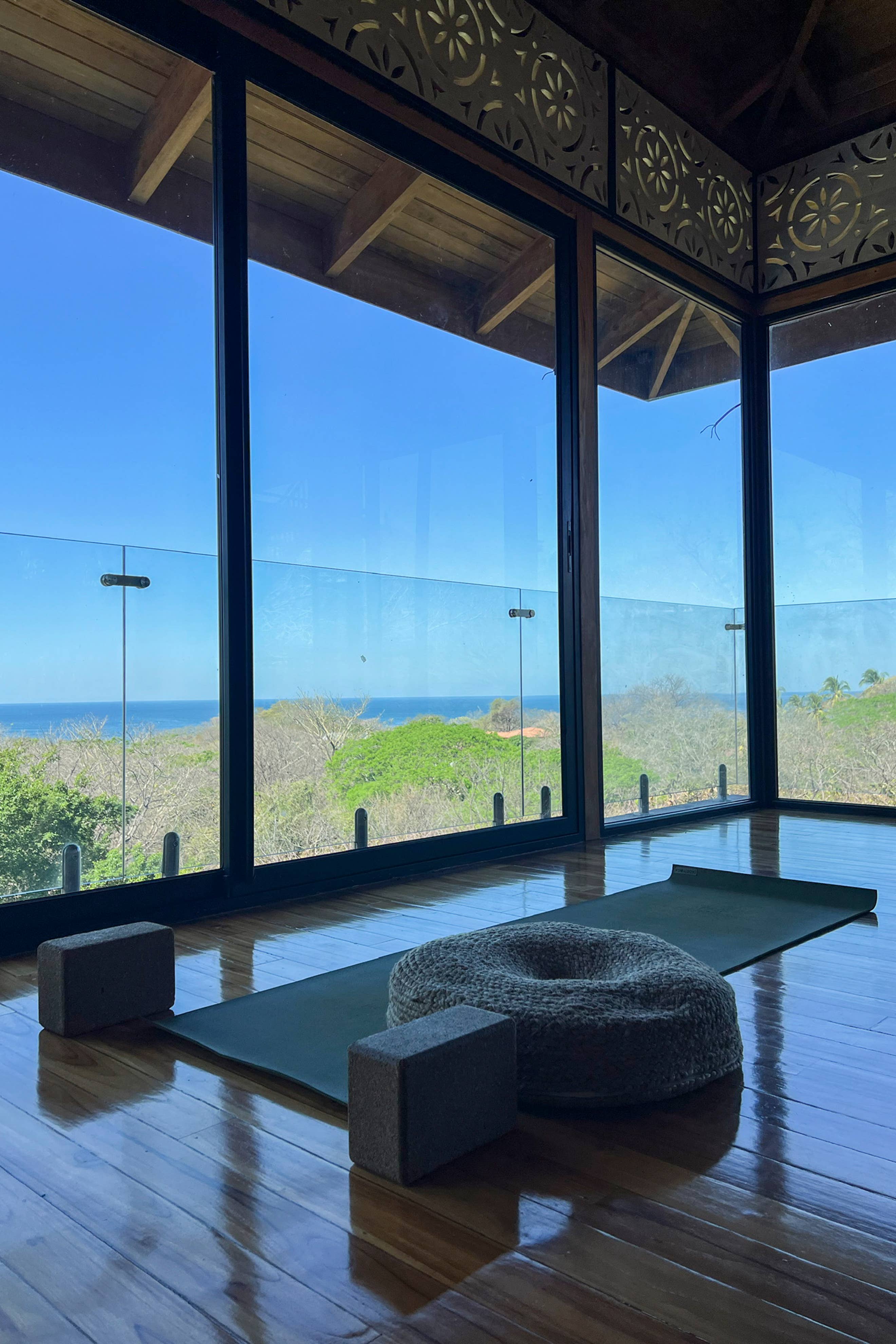 Love The Clutter - Wholesale Floor pillow - Jute Meditation Pillow13