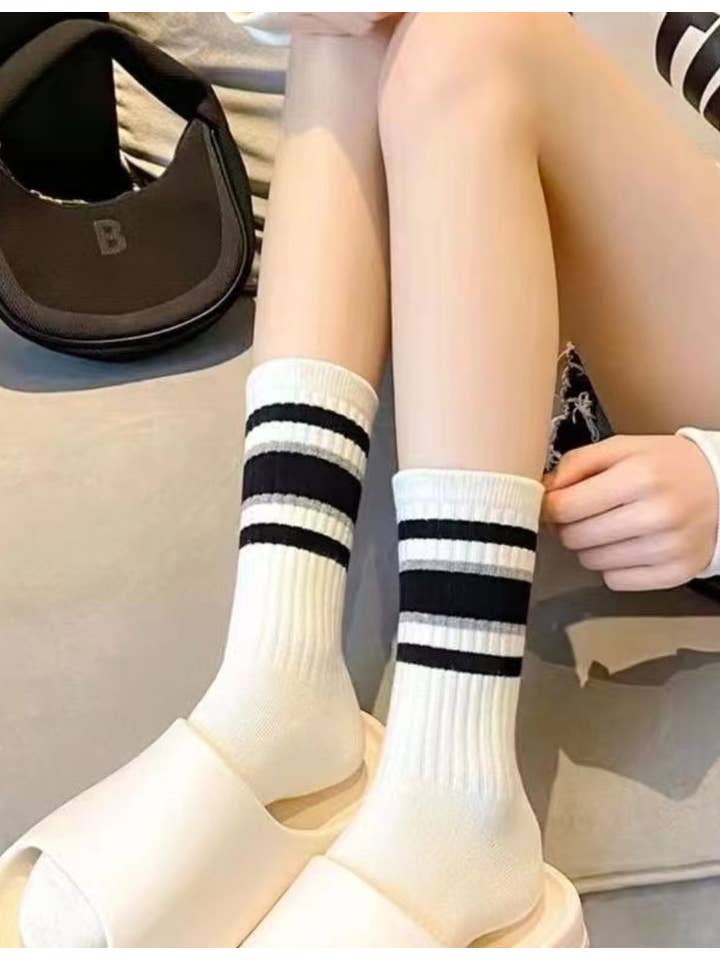 Sweetkama - Wholesale Socks - Women's - Ladies Color Block Stripe Over Ankle Socks SKASC41610