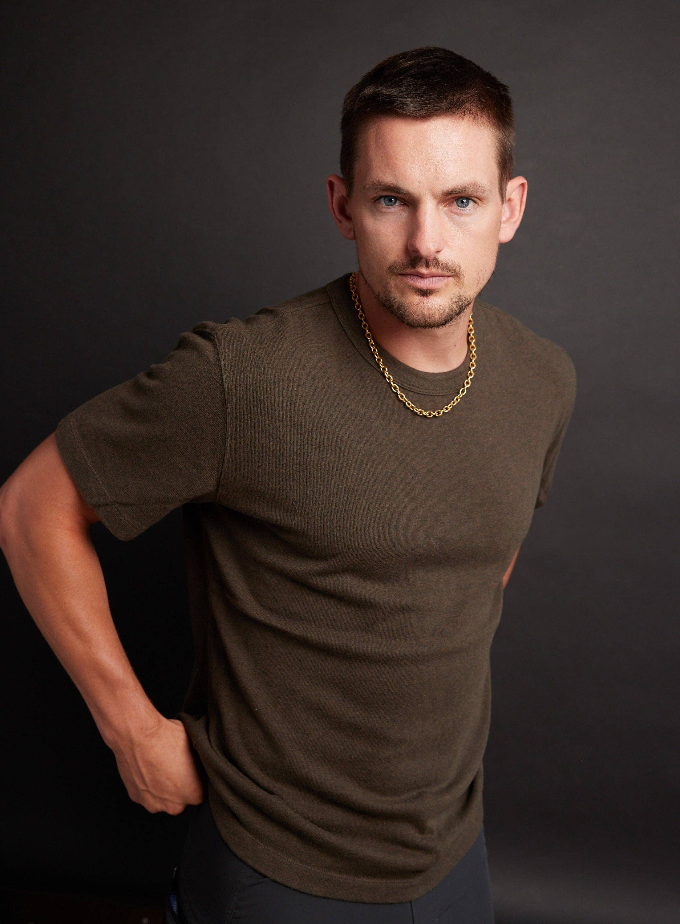 We Are All Smith - Venta al por mayor Collares de cadenas y eslabones - Collar de cadena dorada con forma de cable ovalado de 7 mm de grosor para hombre2