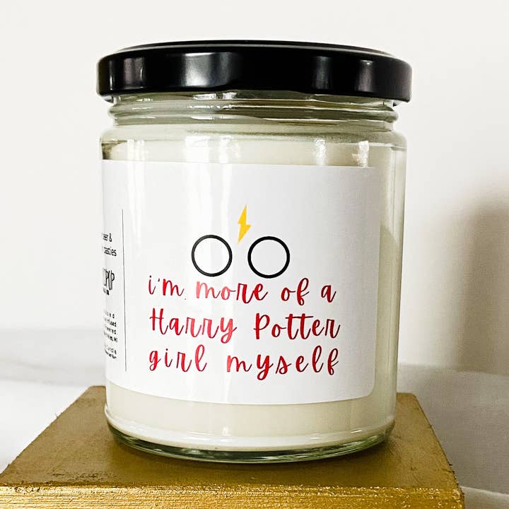 Je suis moi-même plutôt une fille Harry Potter - Harry Potter pour la vente par Wicked Pop Candle Co.