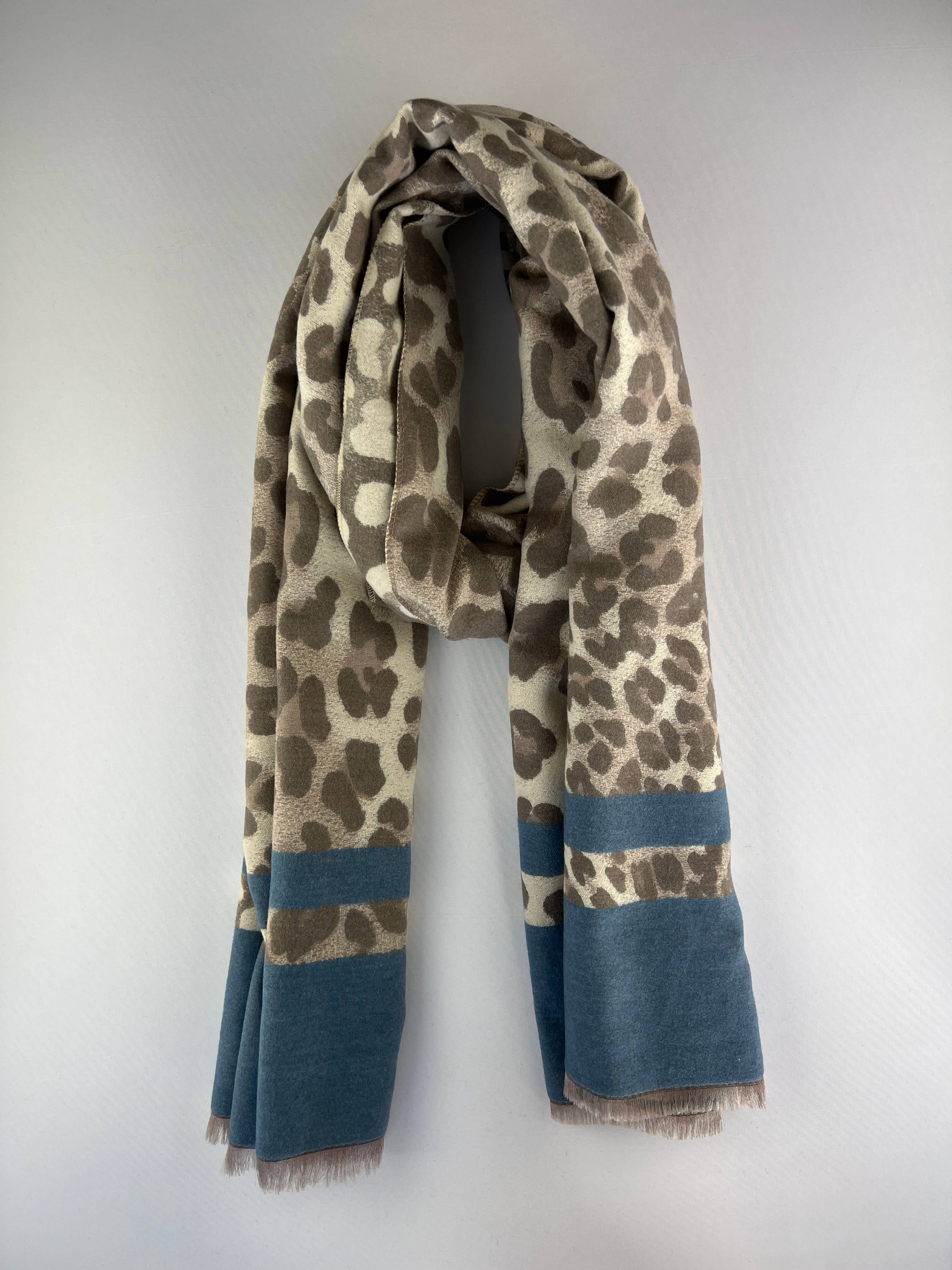 L'Emotion – wholesale Scarf – Women's – Leopard Pattern Scarf & Solid Stripes with Fringes 30% Cashmere2
