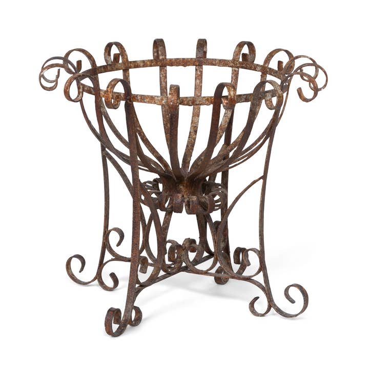 Iron Urne de Jardin for wholesale by Park Hill Collection