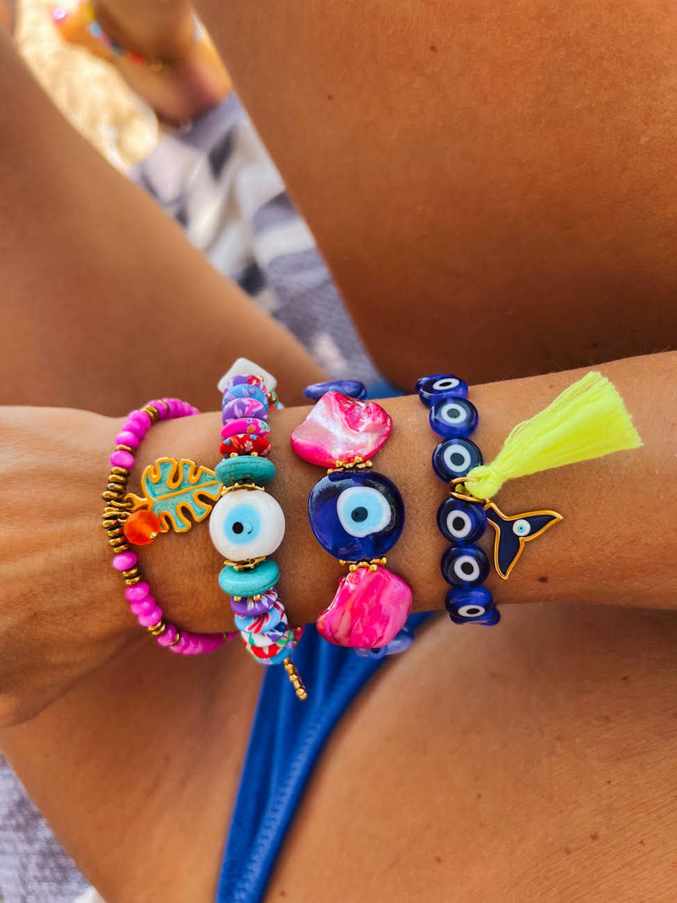 Goupi - Wholesale Beaded Bracelet - Multi colored eye bracelet with gold details4