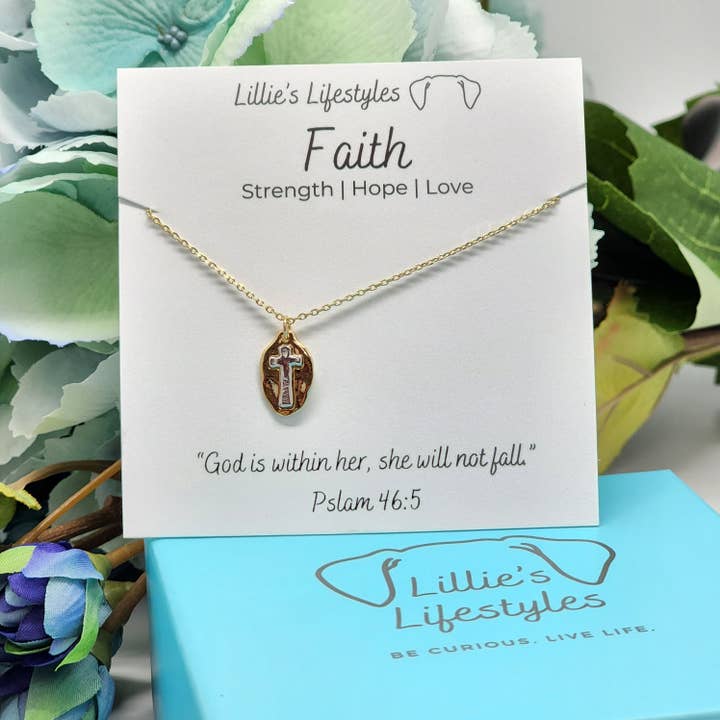 Lillie's Lifestyles - Vente Colliers à pendentif - Collier en forme de croix bicolore Faith5