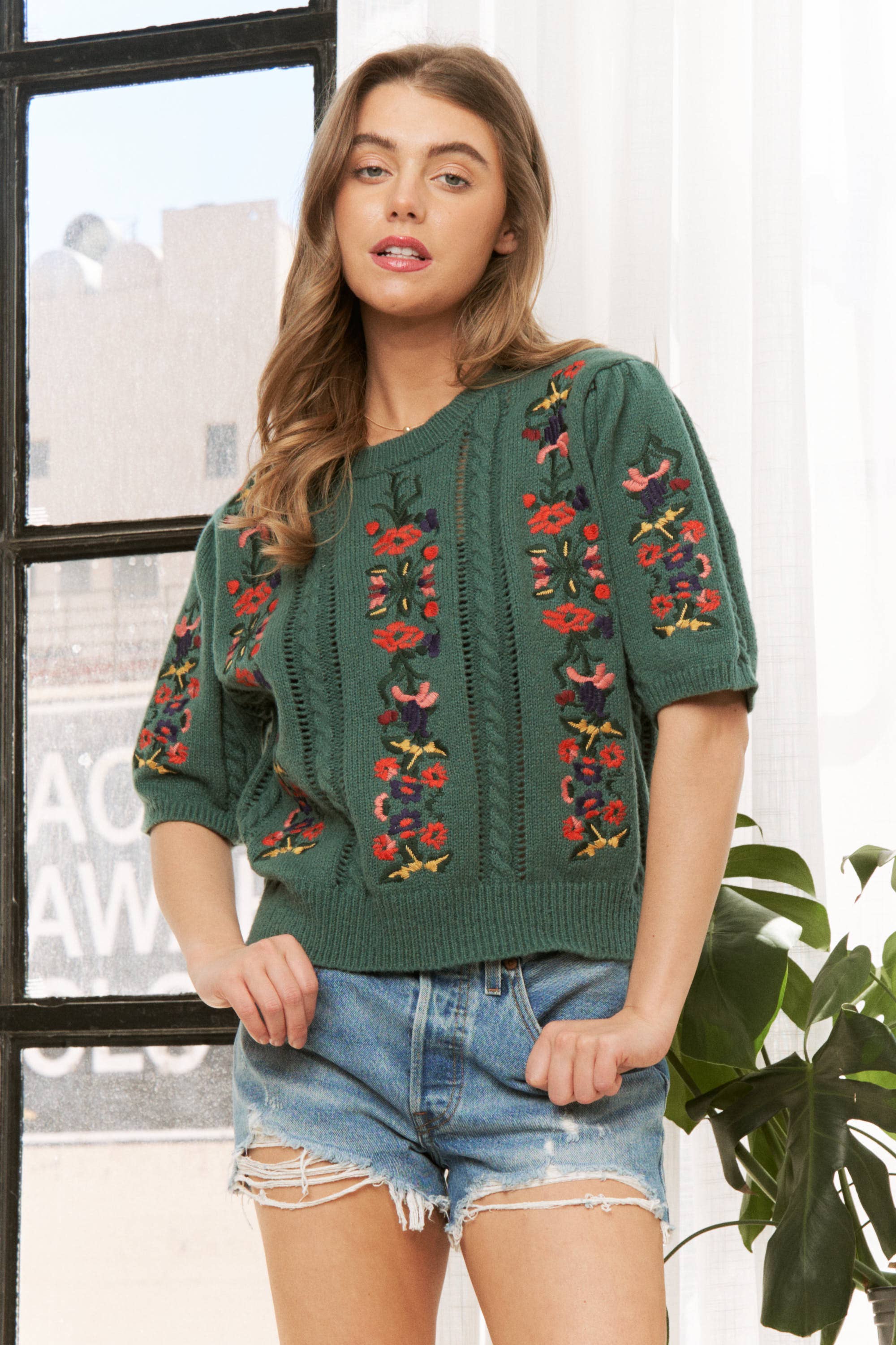 Sweet Generis - Wholesale Knit Sweater - Women's - CUTE FLORAL EMBROIDERY CASUAL PULLOVER SWEATER29