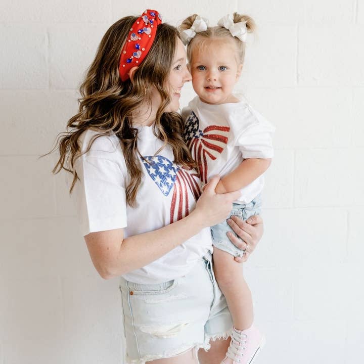 Sweet Wink - Wholesale T-Shirt - Kids - Patriotic Sequin Bow Patch Short Sleeve T-Shirt - Kids