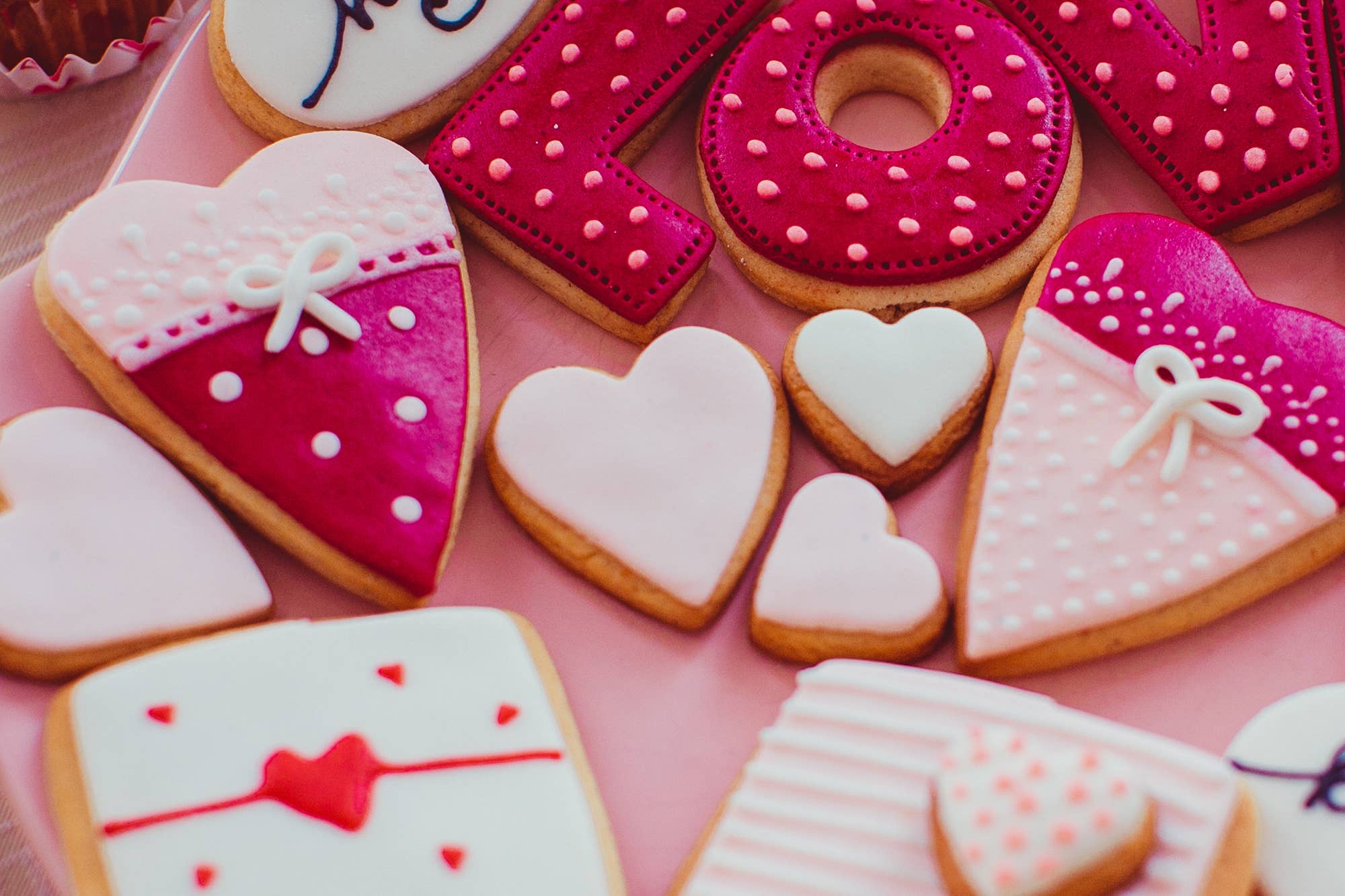 Fox Run Brands – Großhandel Ausstechformen – Fox Run 5-teiliges Herz-Ausstechform-Set aus Edelstahl mit Aufbewahrungsdose7