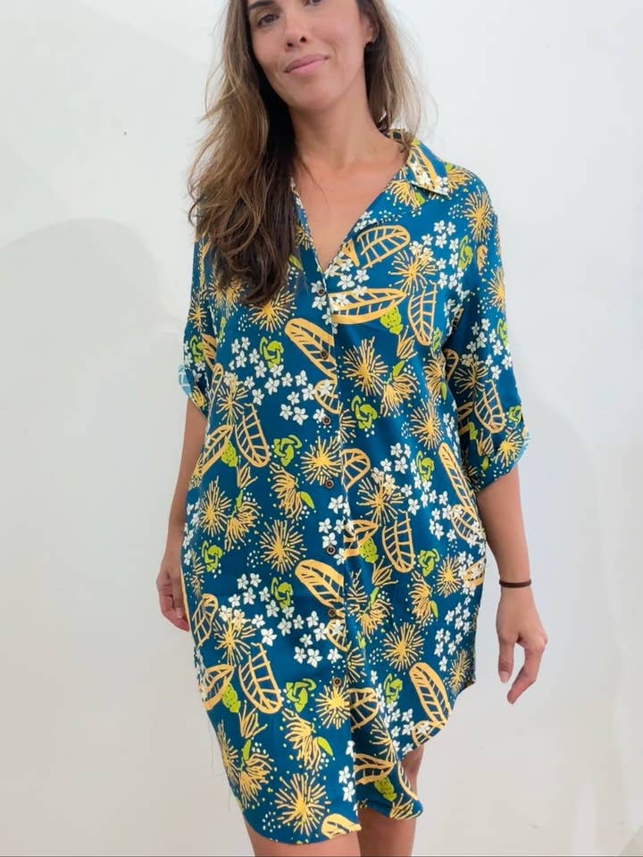 Robe-chemise pour femme en Ohia Vintage pour la vente par Paradise Now Hawaiʻi