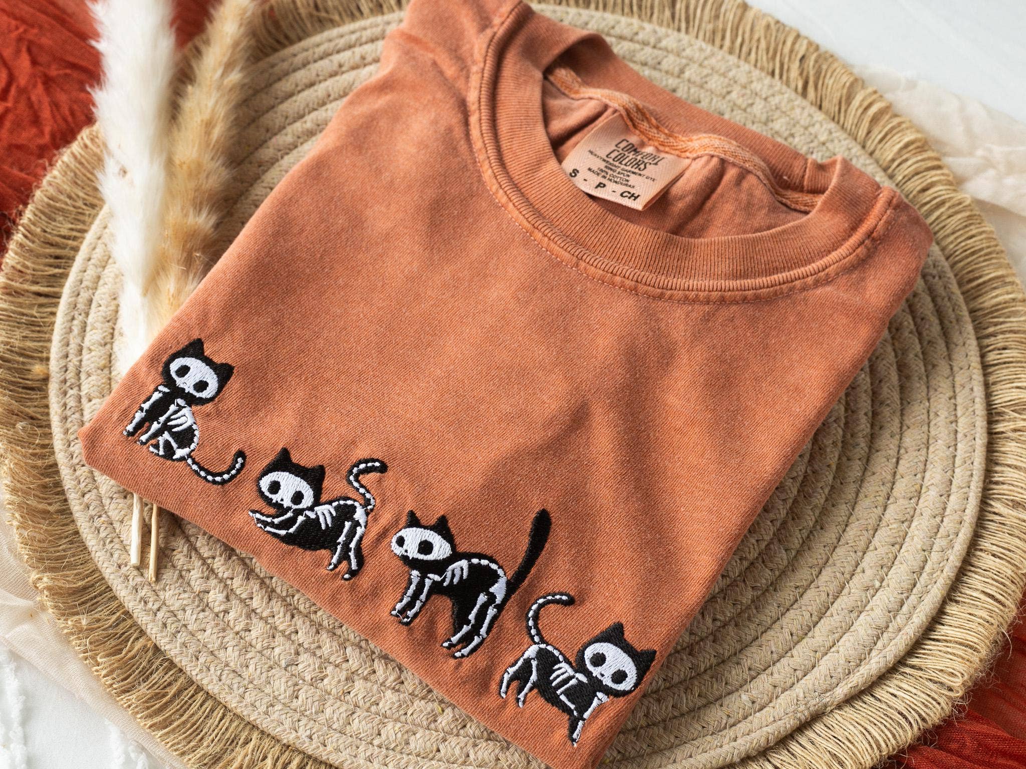 Nunu's Studio - Wholesale T-Shirt - Women's - Embroidered Skeleton Cats & Cowboy Ghost Halloween Tee2