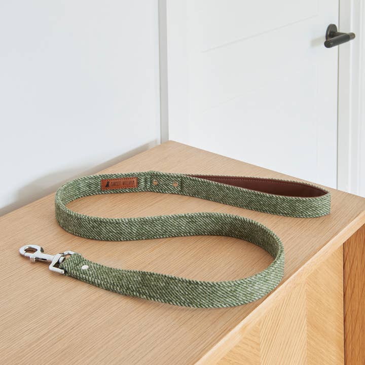 Dog Lead - Green Tweed and other Purchase Wholesale dog leads. Free Returns & Net 60 Terms on Faire trending on Faire.
