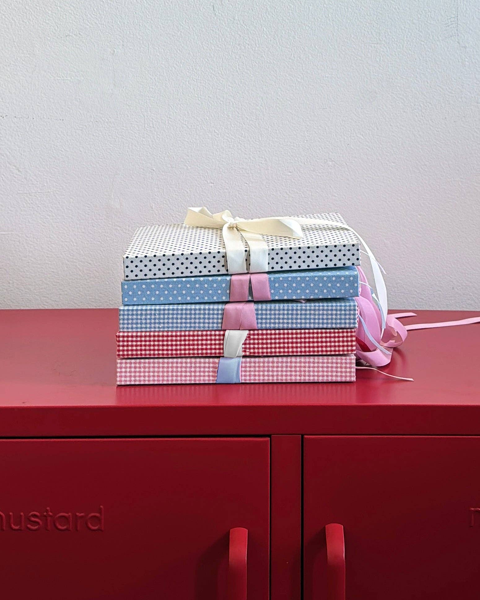 TINYSTORE - Wholesale Journal/Diary - Signature Ribbon Junk Journal- the only journal designed especially for junk journalers, scrapbookers & memory collectors5