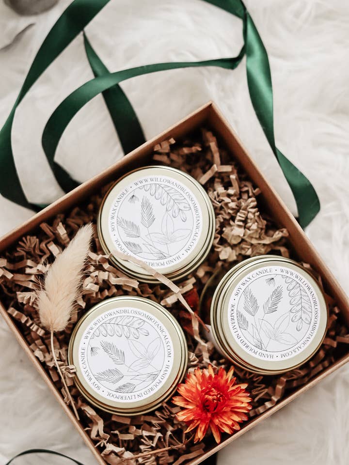 Botanical candle trio gift set for wholesale by Willow & Blossom Botanicals