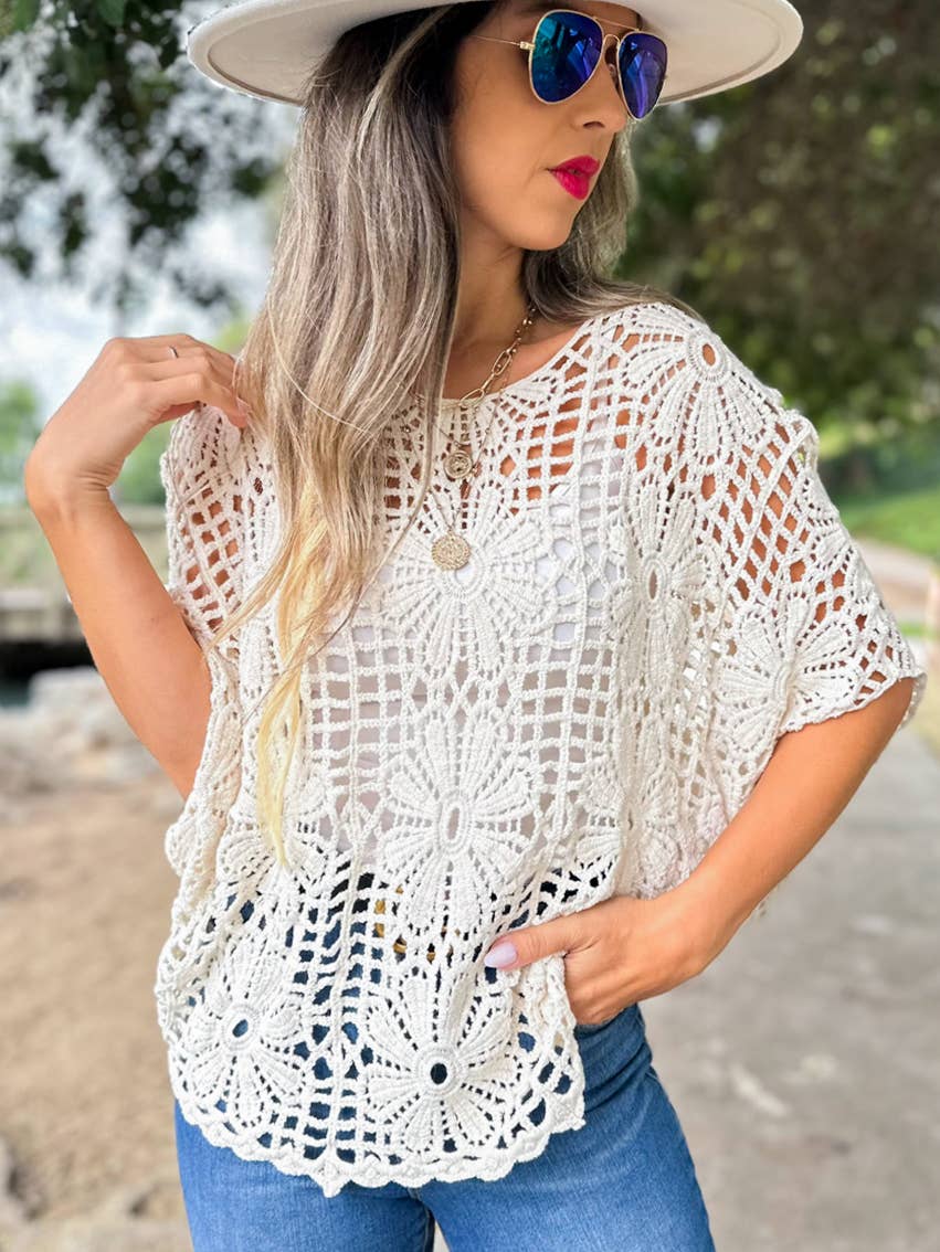 Avorio Top lavorato a maglia avorio boho floreale con maniche a pipistrello all'uncinetto. in vendita all'ingrosso su Faire1