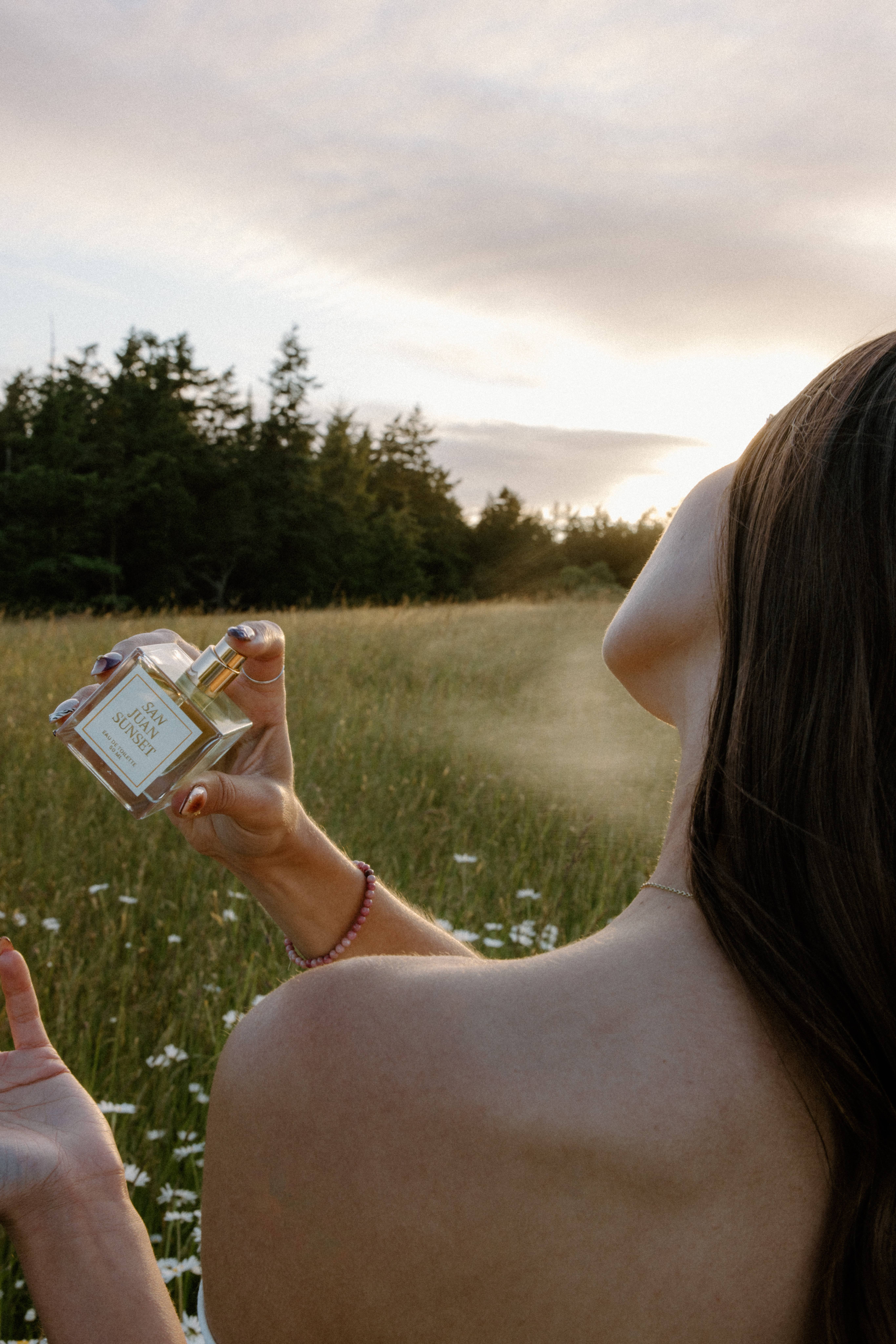 Boathouse - Wholesale Perfume/Eau de Toilette - San Juan Sunset | Handcrafted Warm & Woody Perfume | Wood2