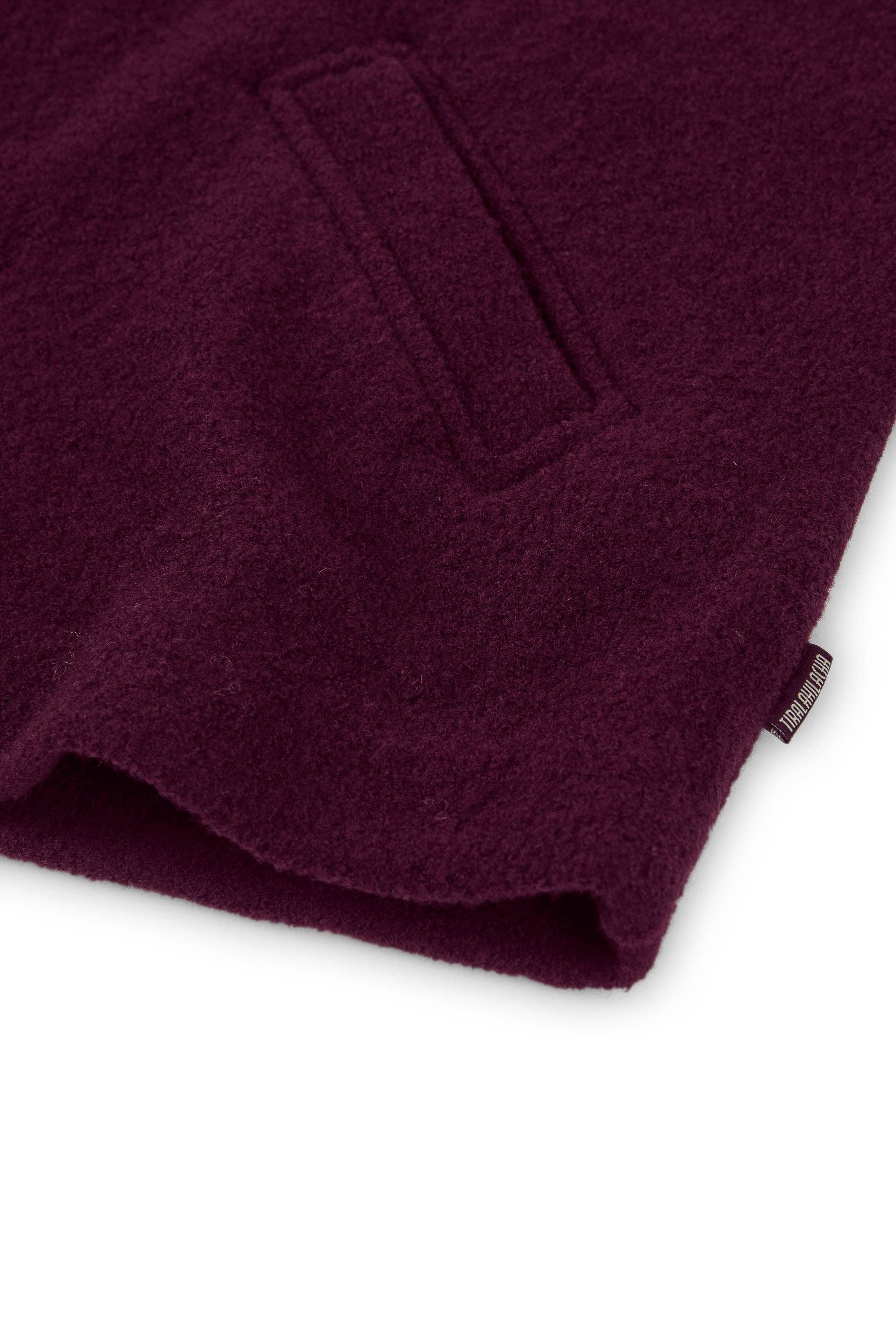 violett Kort kappa i merinoull i lila för wholesale på Faire9