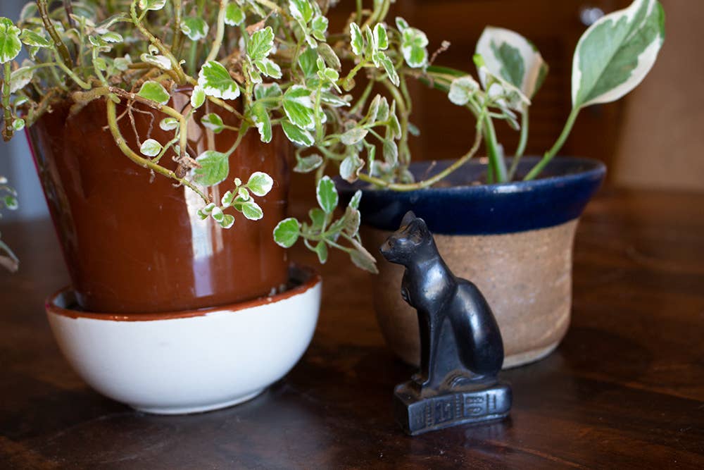 Discoveries, Inc. - Wholesale Decorative Figurine - Bastet Black Statue Mini - 3.75" - Egyptian Goddess1