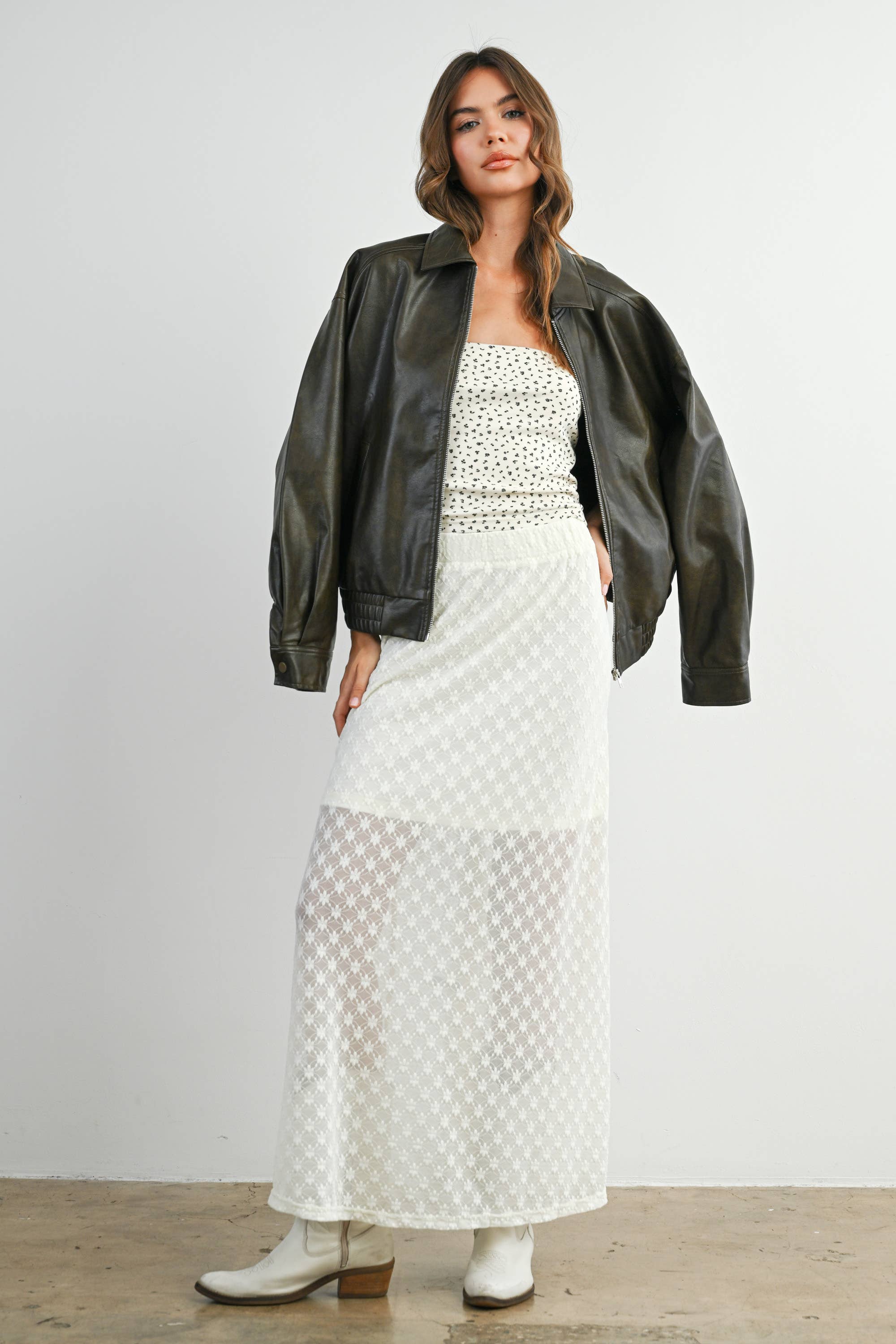 BUTTERMELON - Wholesale Jacket - Women's - Collared Zip-Front Leather Jacket - BMJ79680