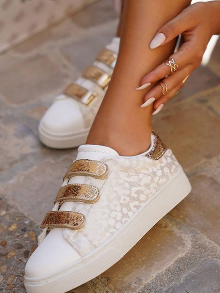 Baskets en PU à bandes Velcro et blocs de couleur léopard | US6-10 pour la vente par Aapparella