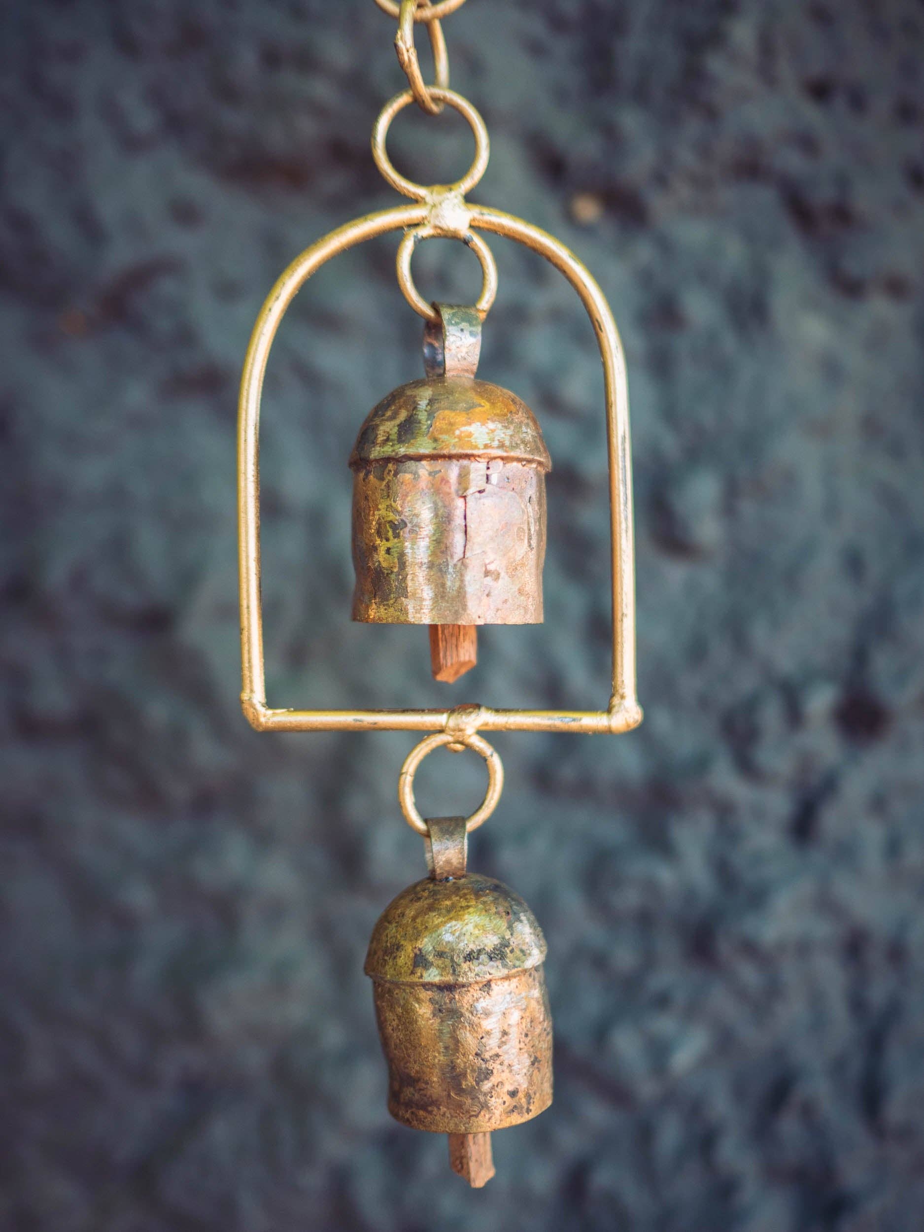 Indika - Wholesale Wind Chime - Rain Chime 5 Bell, Bronze Hand-tuned Garden Wind Chime, India1