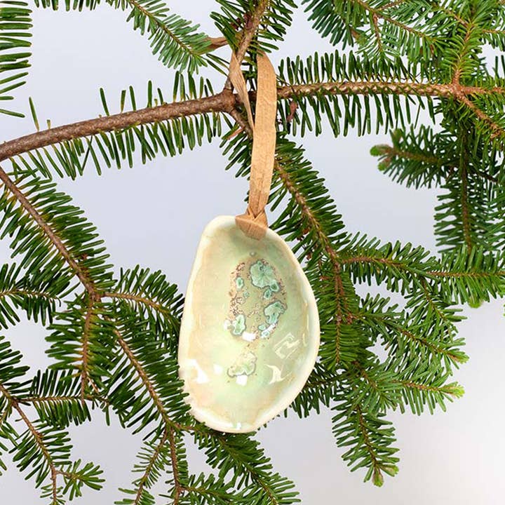 Alison Evans Ceramics - Wholesale Ornament - Oyster Ornament1