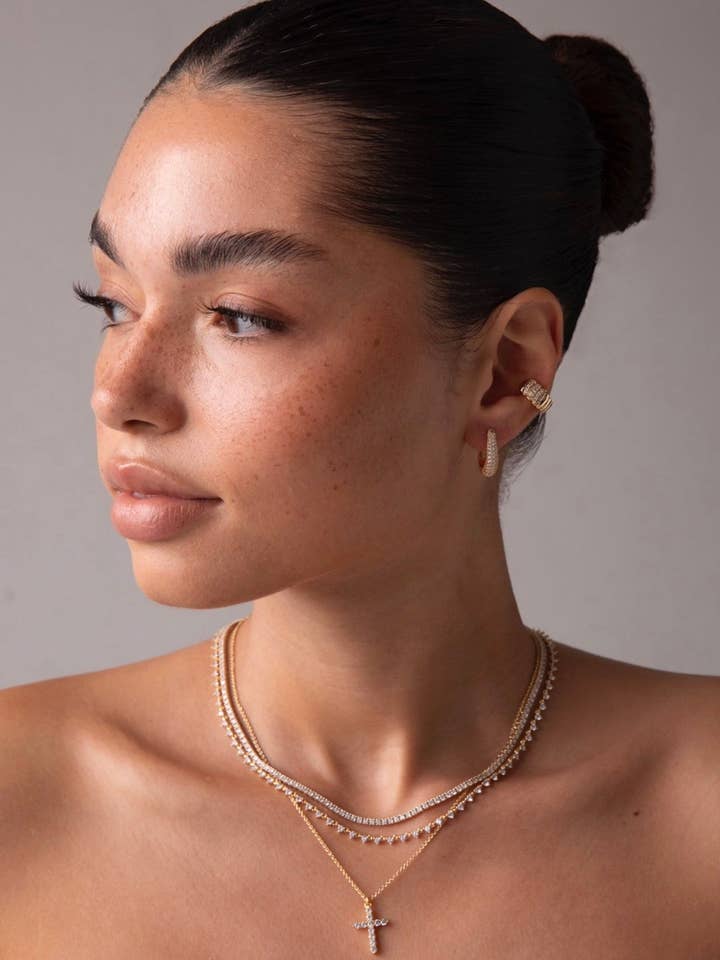 Victoria Hoop per la vendita all'ingrosso da parte di Eclatant Jewels