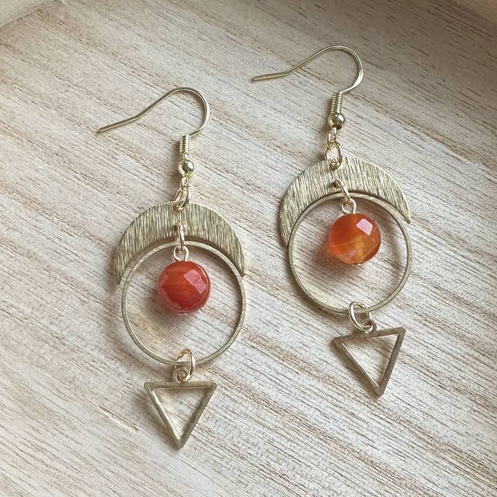 Aros Triangulares de Cornalina para venta al por mayor de Monstera Earrings