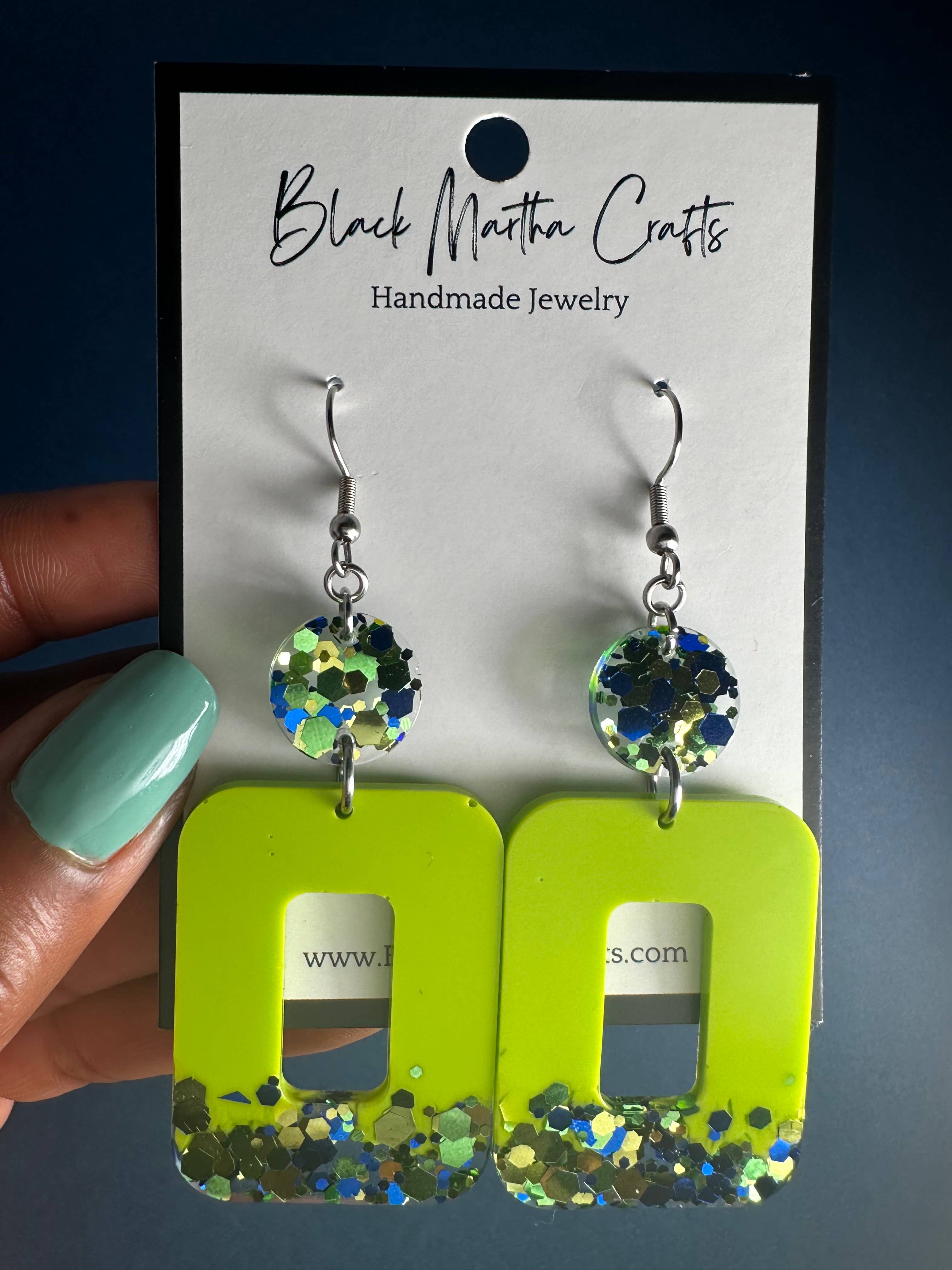 Black Martha Crafts - Wholesale Dangle Earrings - "12th Glam"- Glitter Resin Earrings3