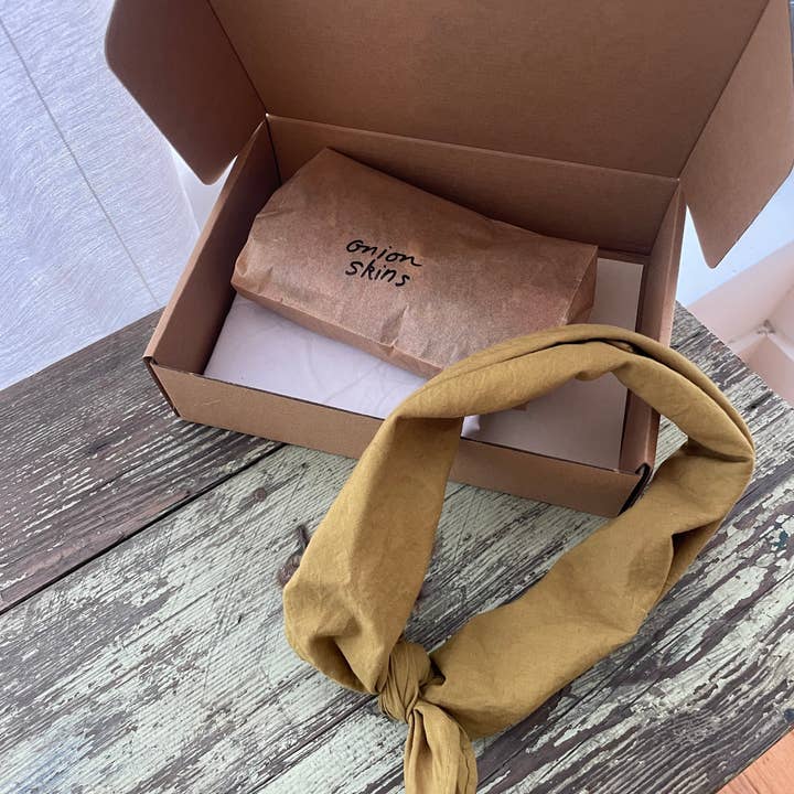 Rosemarine Textiles - Wholesale DIY Craft Kit - Onion Skin Dye Kit1