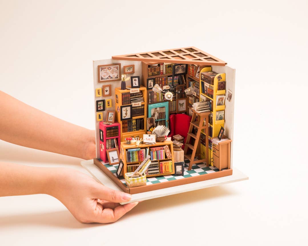 Robotime - Wholesale DIY Craft Kit - DG102 Sam's Study Rolife Library DIY Miniature Dollhouse10