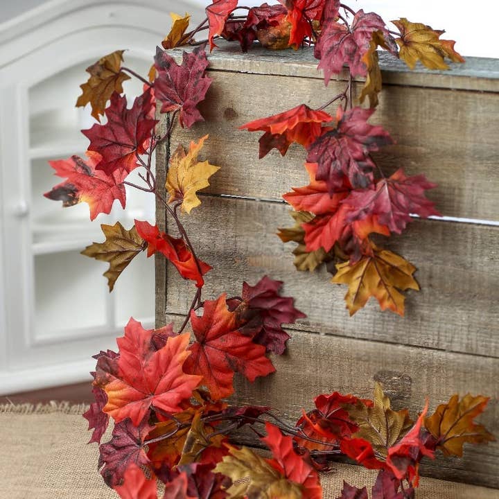 Factory Direct Craft - Wholesale Artificial Flowers - 6' Autumn Maple Leaf Garland 6
