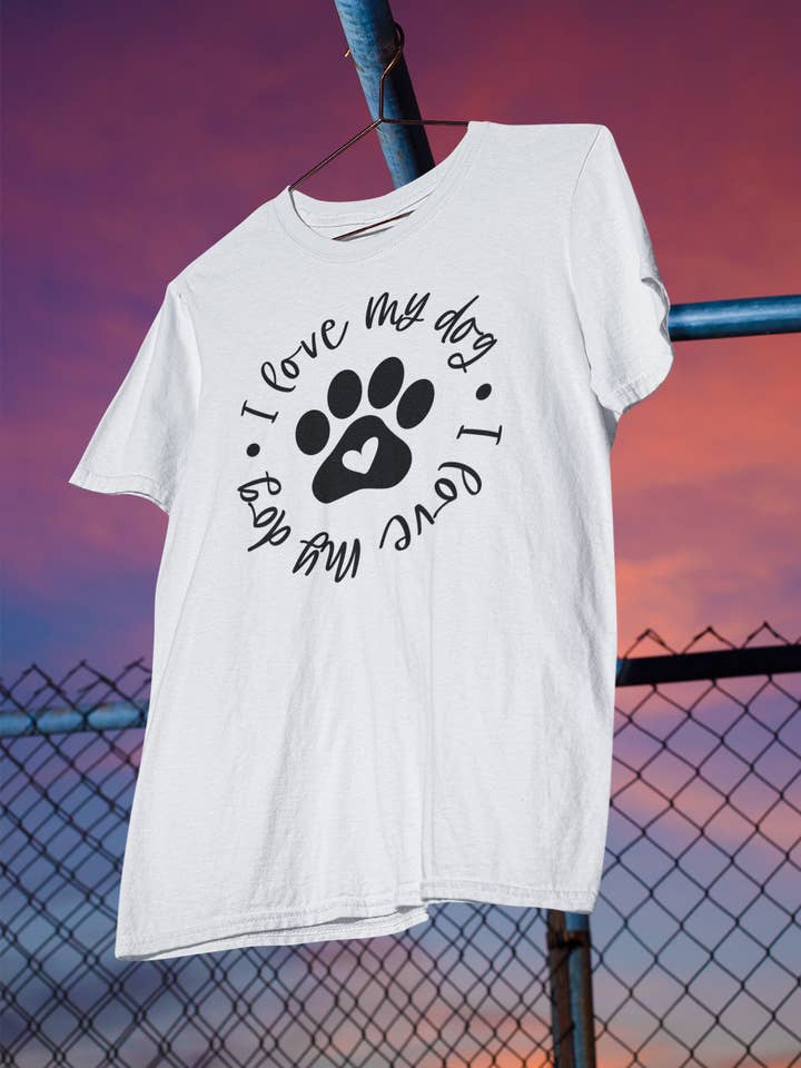 Shaka Brands – wholesale T-shirts med screentryck – Unisex – Shaka Brands | Grafiska T-shirts | Jag älskar min hund T-shirt0