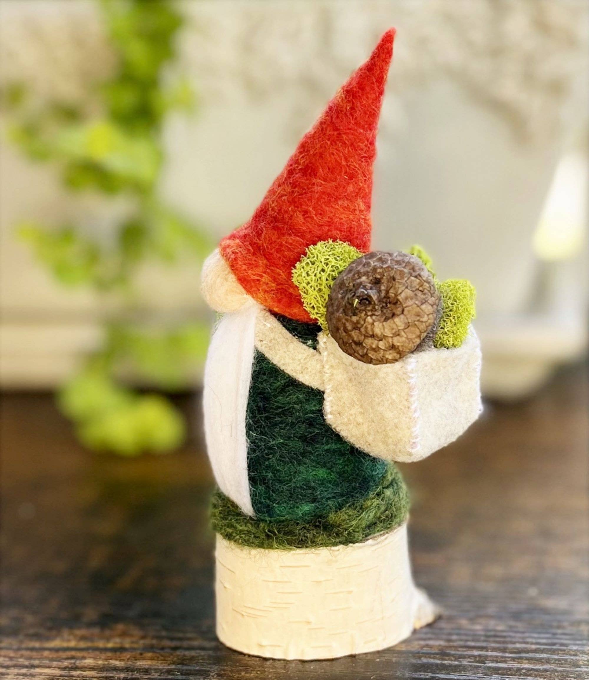 MJ and Me – wholesale Juldekoration – Bashkim, Samlaren Gnome8