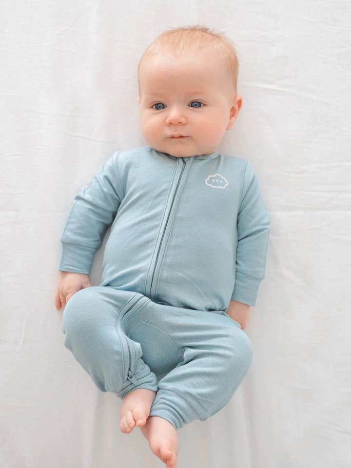 Lūmmi in Colour Babywear – wholesale Byxdress - Baby – Bambu Growsuit - Skymningsblå1