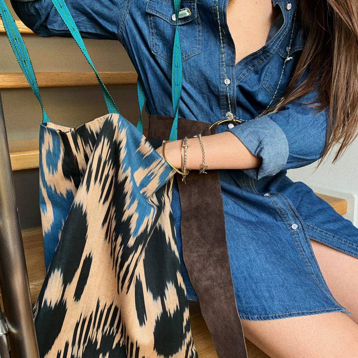 various colors ikat fabric shopper for wholesale on Faire3