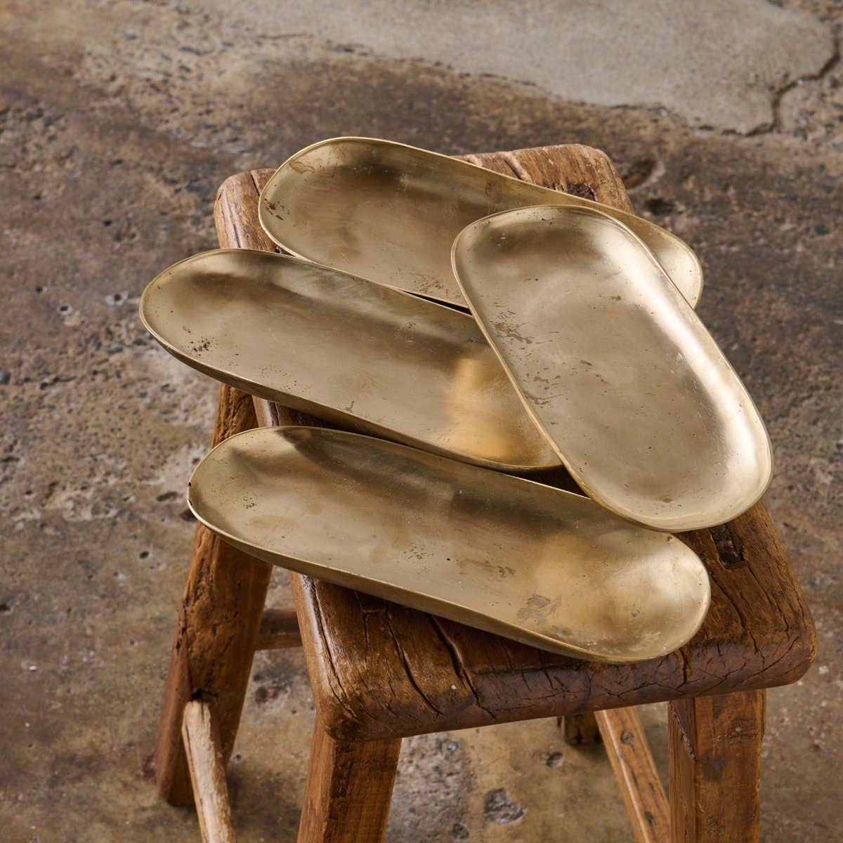 JADE AND MAY - Wholesale Decorative tray - Brass Tray2