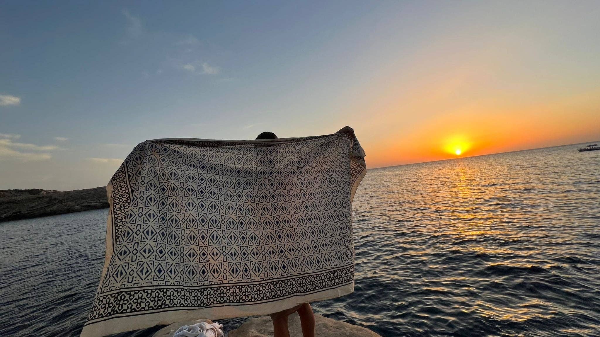 WAYDA - Wholesale Scarf - Women's - NEUE INDIEN BOHO SCHAL HANDGEFERTIGTER BLOCKDRUCK: BLAUES GEORGIEN MIT GEWEBTEM RAND3