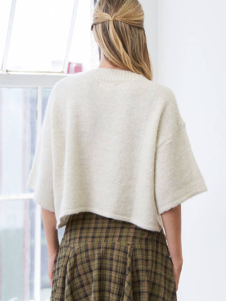 CANDESCENT - Wholesale Cardigan - Women's - Cropped Boxy Soft Knit Cardigan - LOU CARDIGAN2