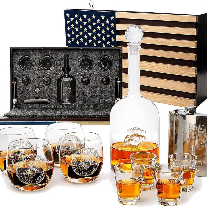 The Wine Savant / Khen Glassware - Wholesale Decanter - Marine Big Box Wall Decor with Decanter, 4 whiskey glasses